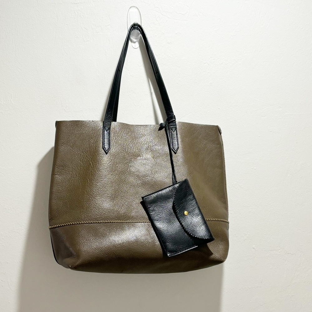 J CREW Women’s Green Black DRAWING TOTE GARL MOSS Attached Pouch Unlined 2 Strap